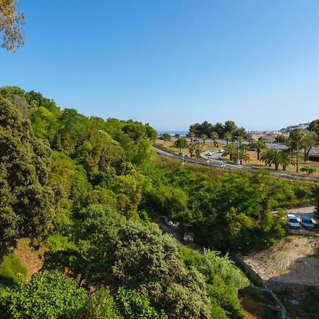 Villa Laetitia - Appt De Charme Avec Parking - Nice Nord Eksteriør bilde
