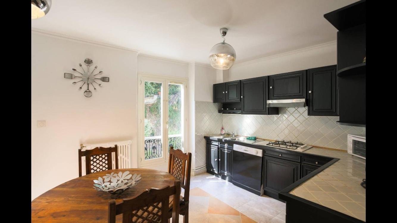 Villa Laetitia - Appt De Charme Avec Parking - Nice Nord Eksteriør bilde